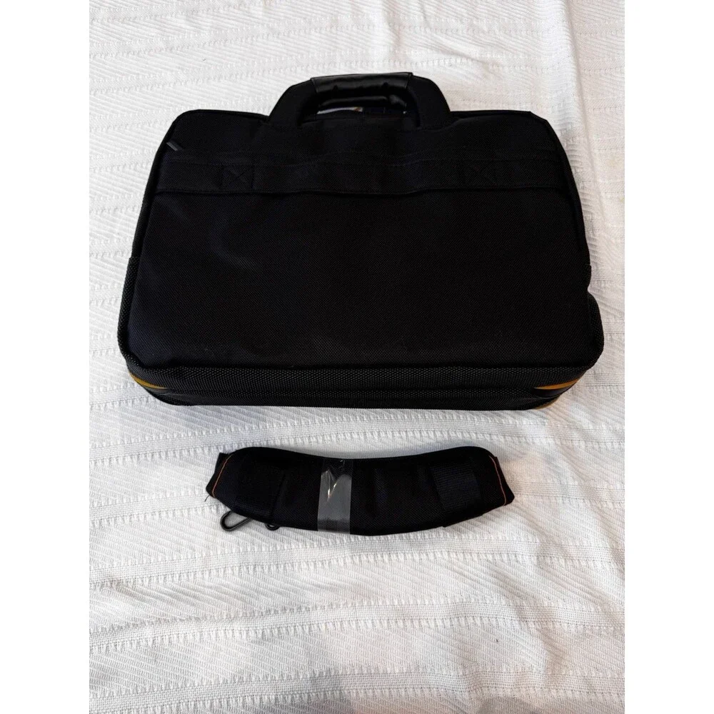 Targus Meridian II Laptop Topload Bag 15.6” Black Briefcase Shoulder Strap NWT
